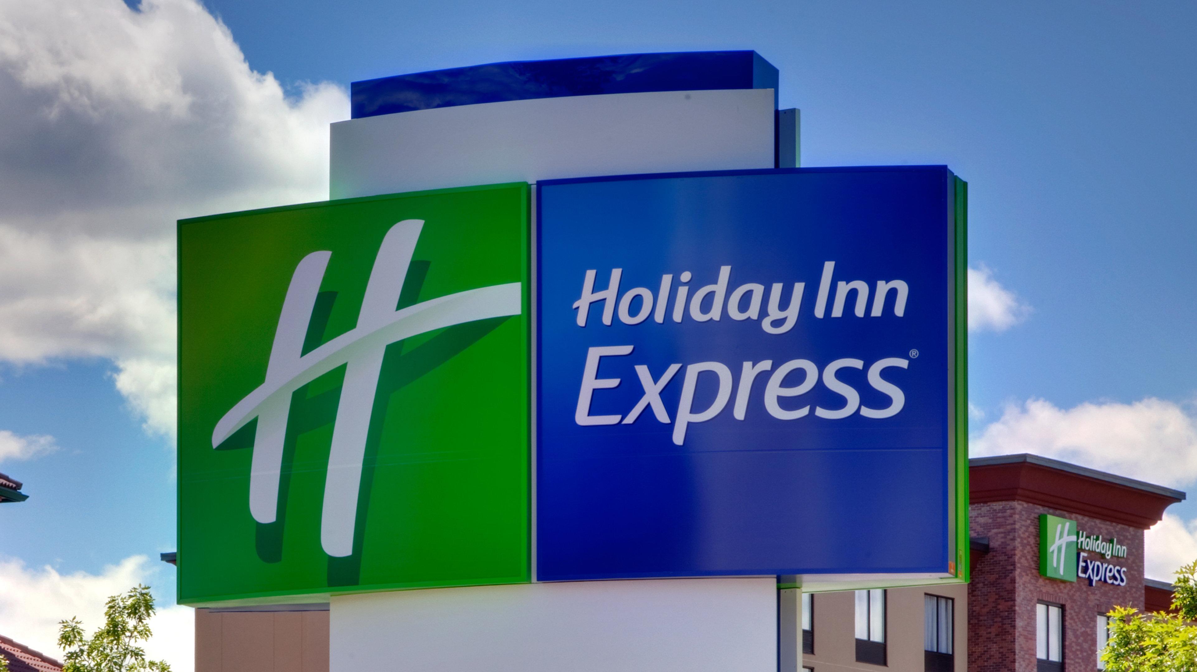 Holiday Inn Express&Suites Monterrey Valle Exterior foto